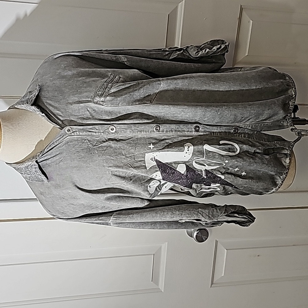 Made In Italy slouchy‎ gray top One size. Cotton blend. Graphic(girl power)